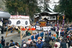 田の神祭り(花笠まつり) たのかみまつり(はながさまつり)