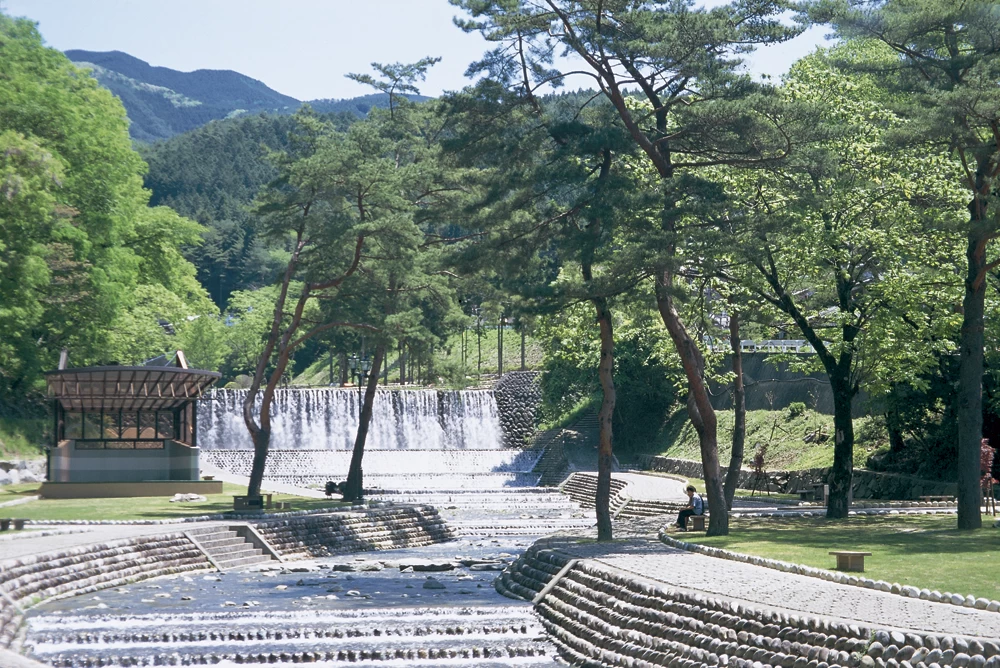 湯のまち雨情公園(ゆのまちうじょうこうえん)